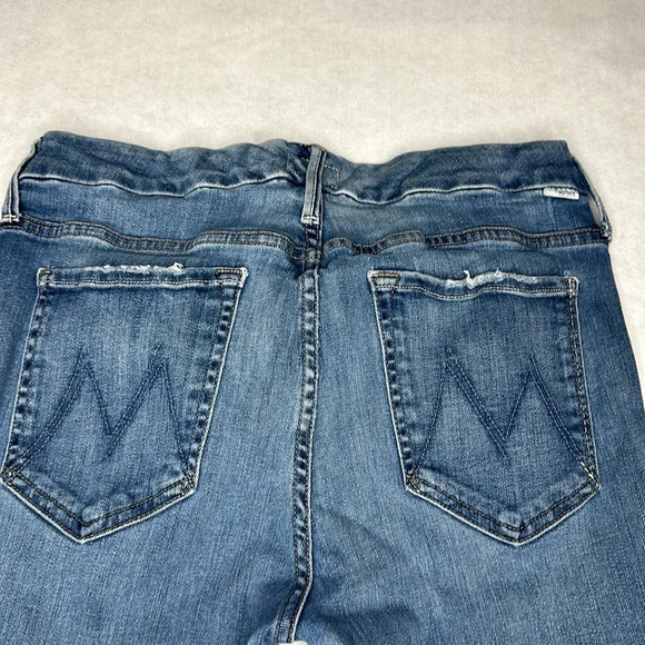 MOTHER  The Looker Crop Jean in Come Sundown Sz: 30 - Picture 4 of 15